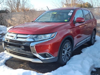 2016 Mitsubishi Outlander SE