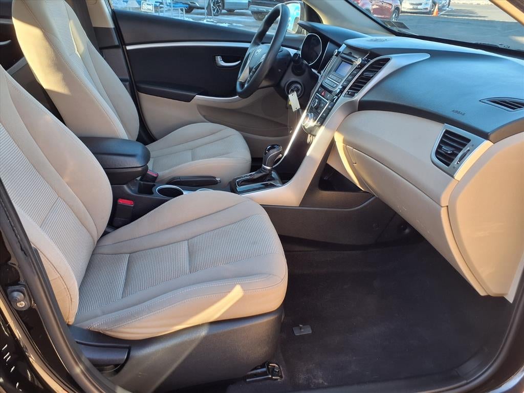 2016 Hyundai ELANTRA GT Base