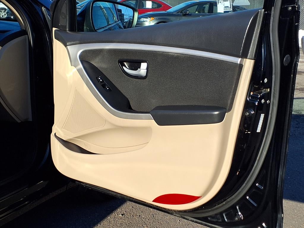 2016 Hyundai ELANTRA GT Base