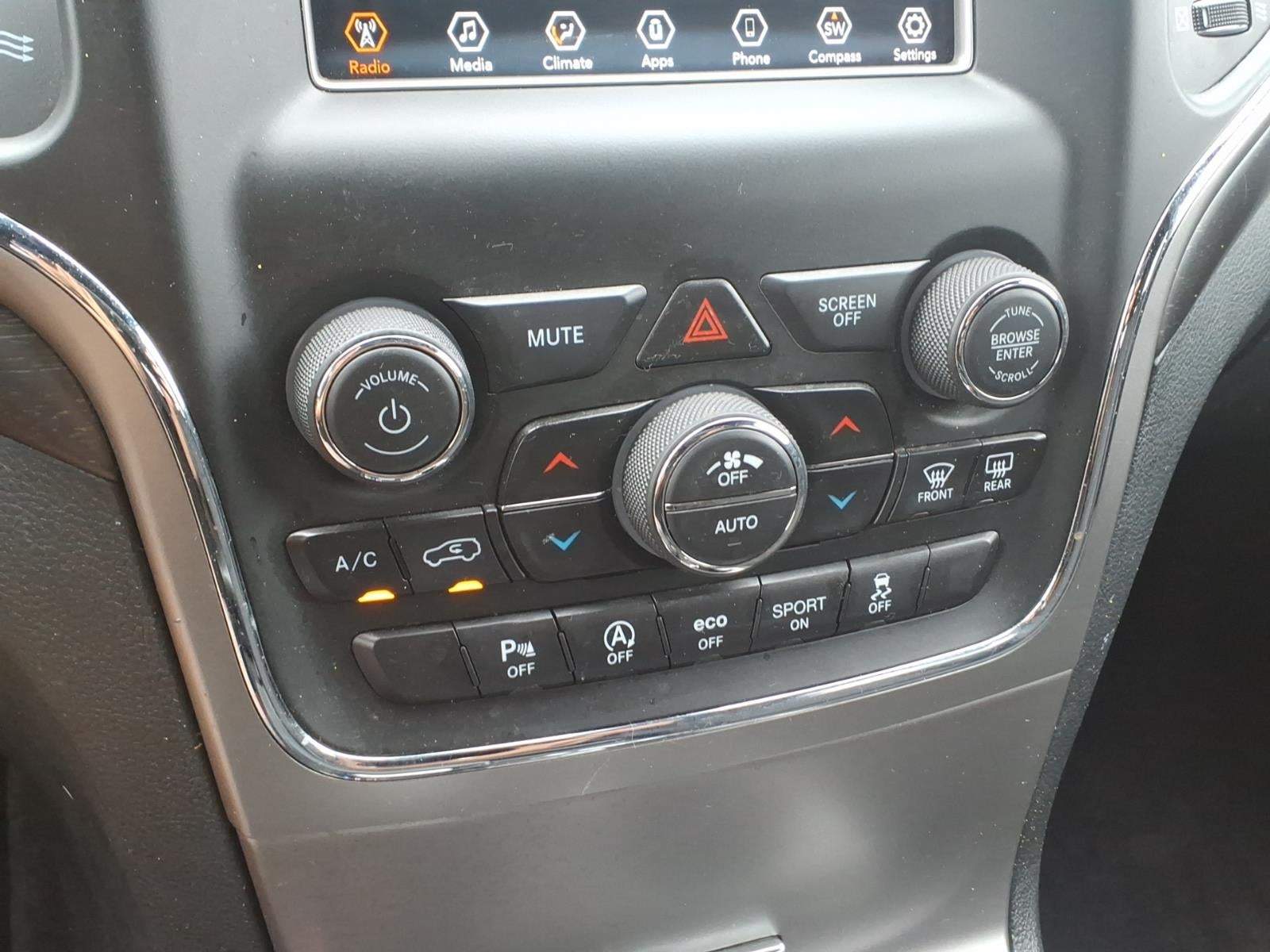 2018 Jeep Grand Cherokee Laredo E 4x4