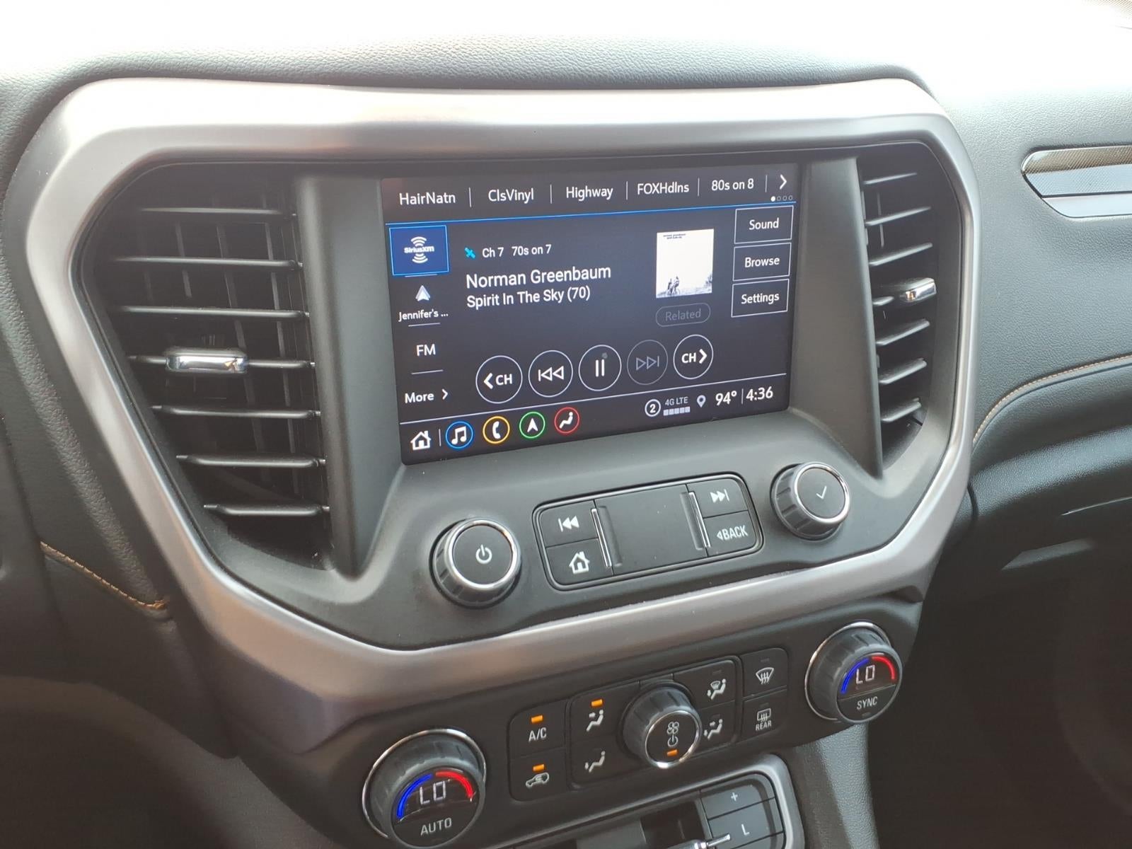 2023 GMC Acadia AT4