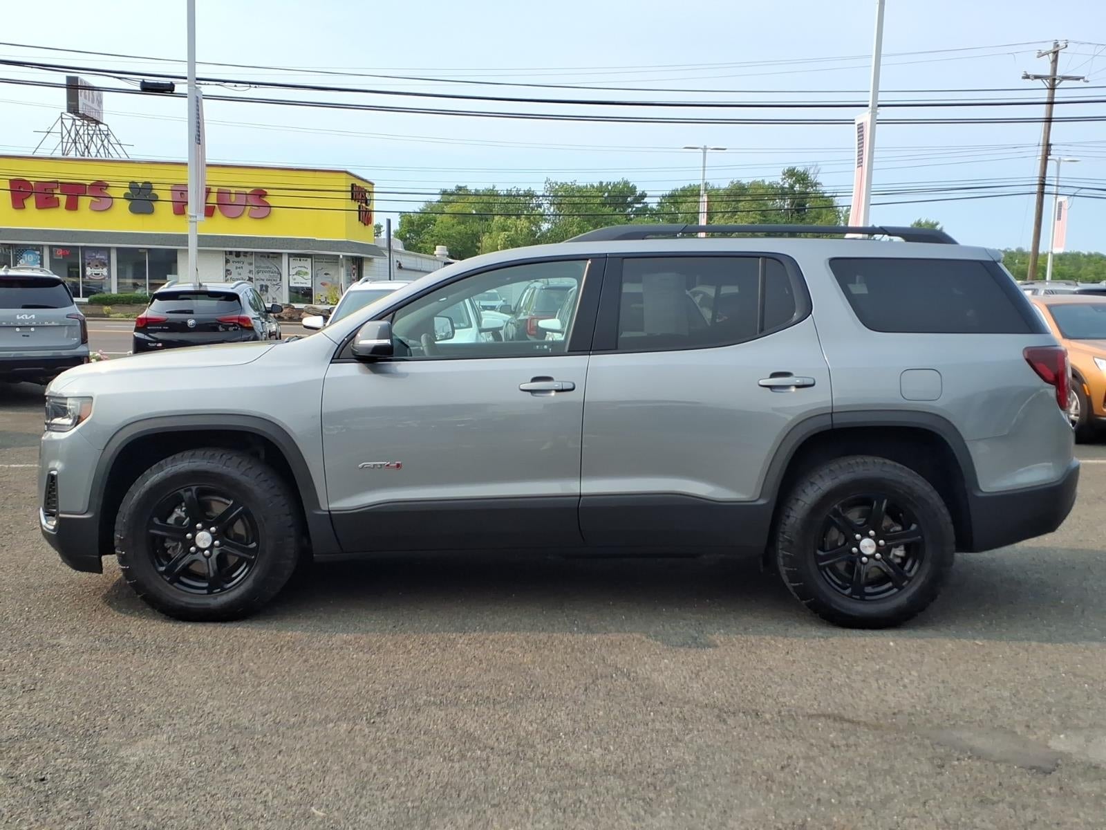 2023 GMC Acadia AT4