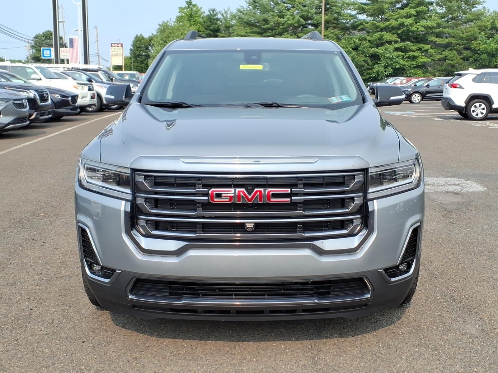 2023 GMC Acadia AT4