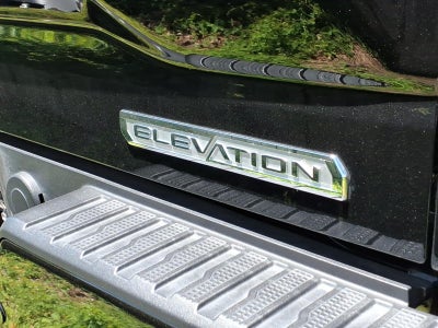 2025 GMC Sierra 1500 Elevation