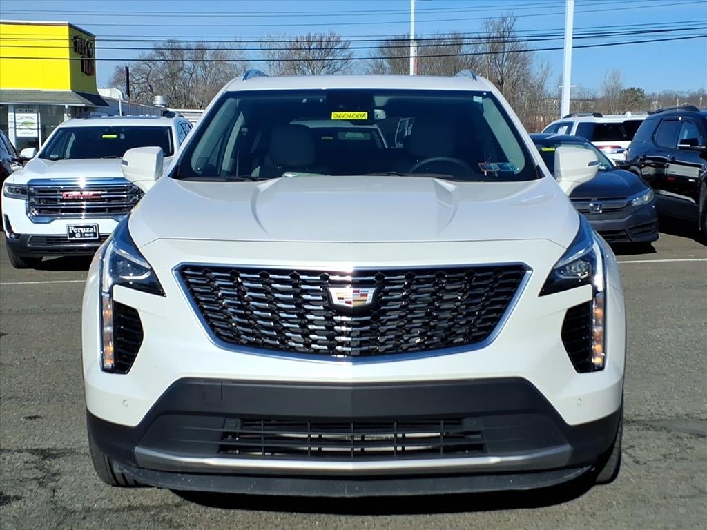 2022 Cadillac XT4 Premium Luxury