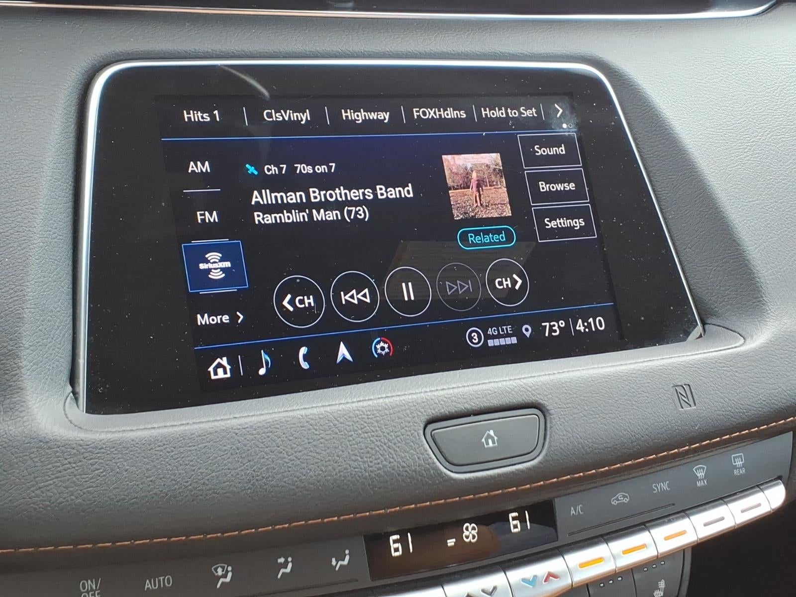 2021 Cadillac XT4 AWD Premium Luxury