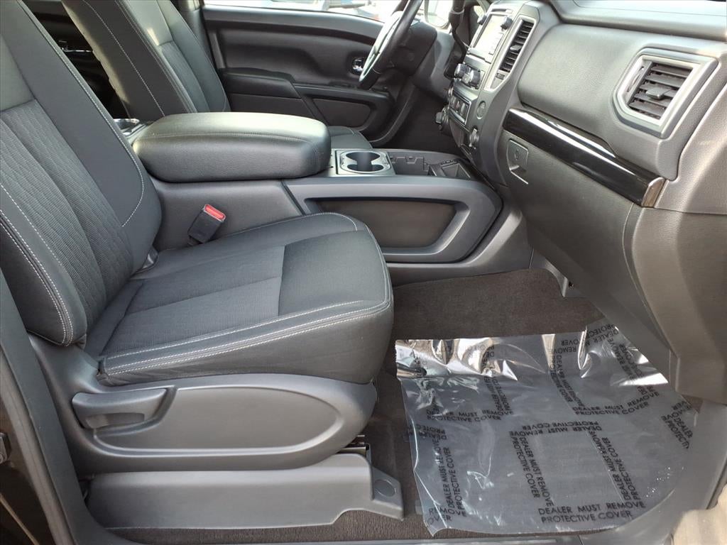 2018 Nissan Titan SV