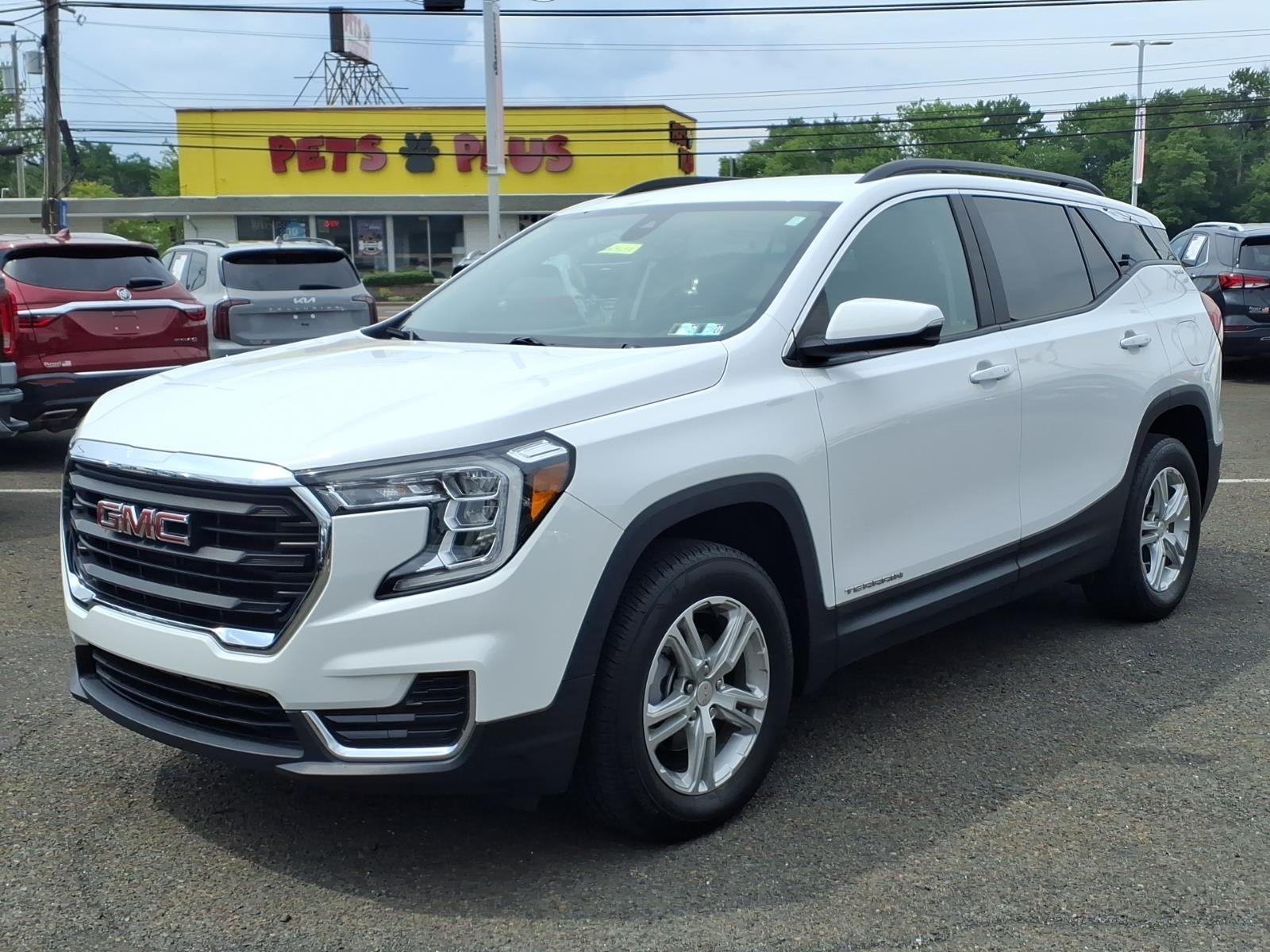 2023 GMC Terrain SLE