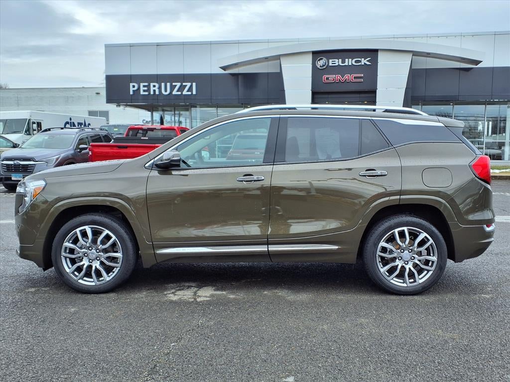 2024 GMC Terrain Denali
