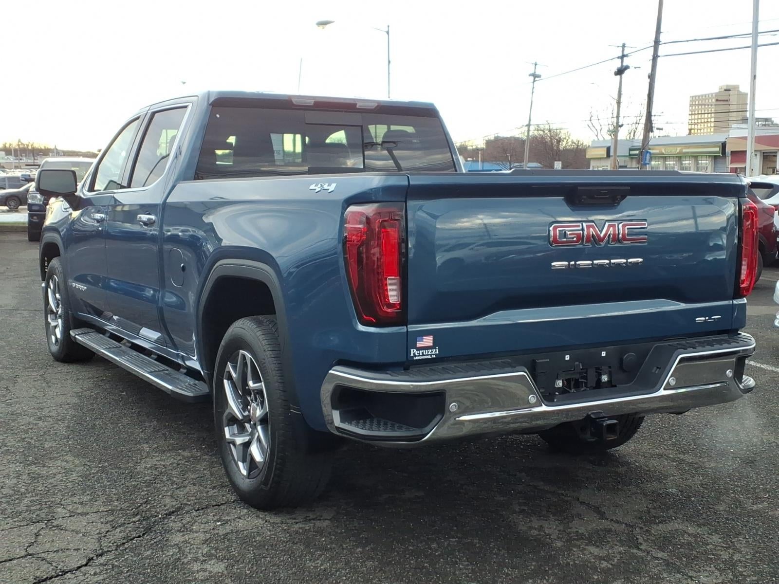 2024 GMC Sierra 1500 SLT
