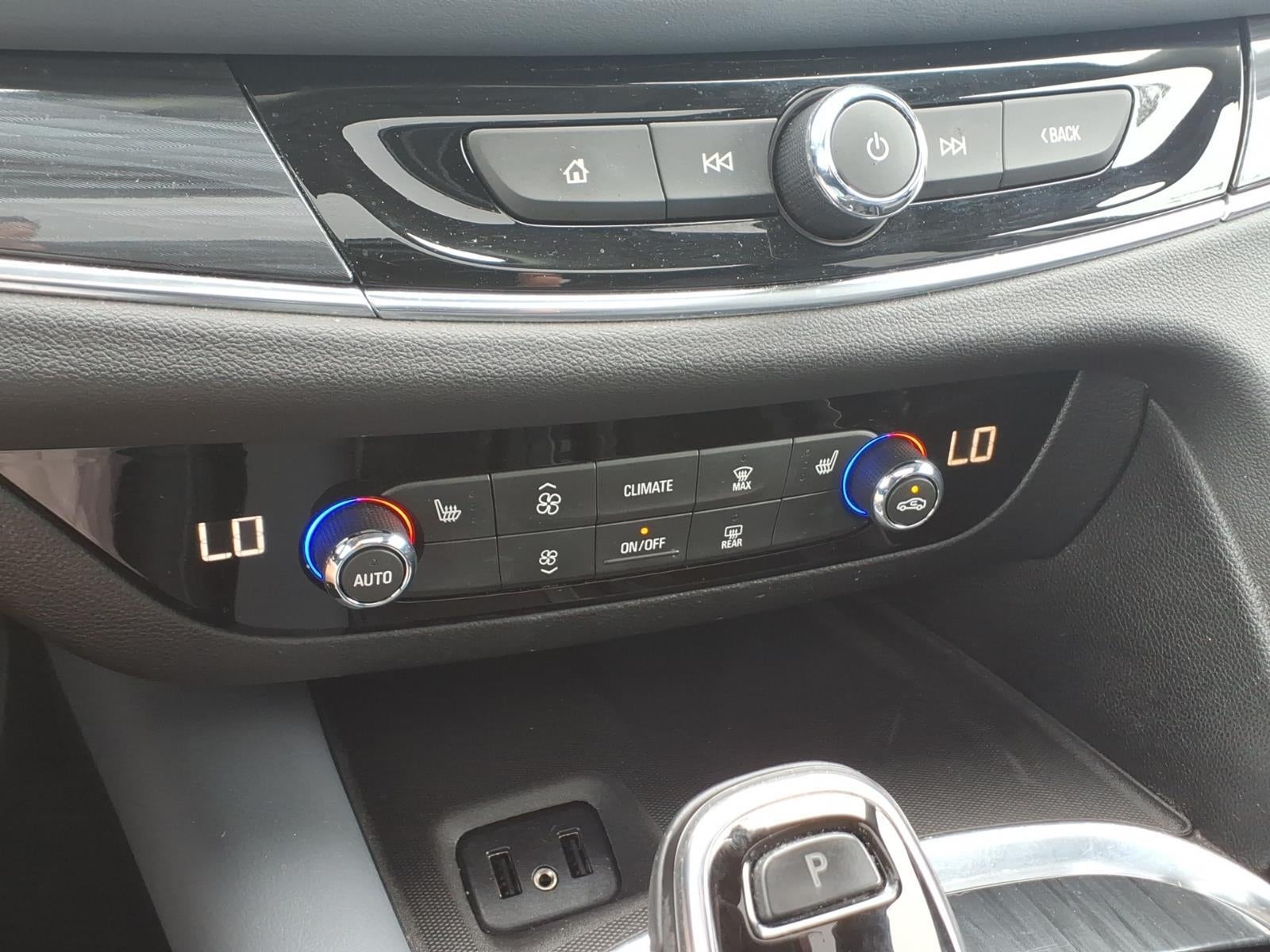 2019 Buick Enclave Essence