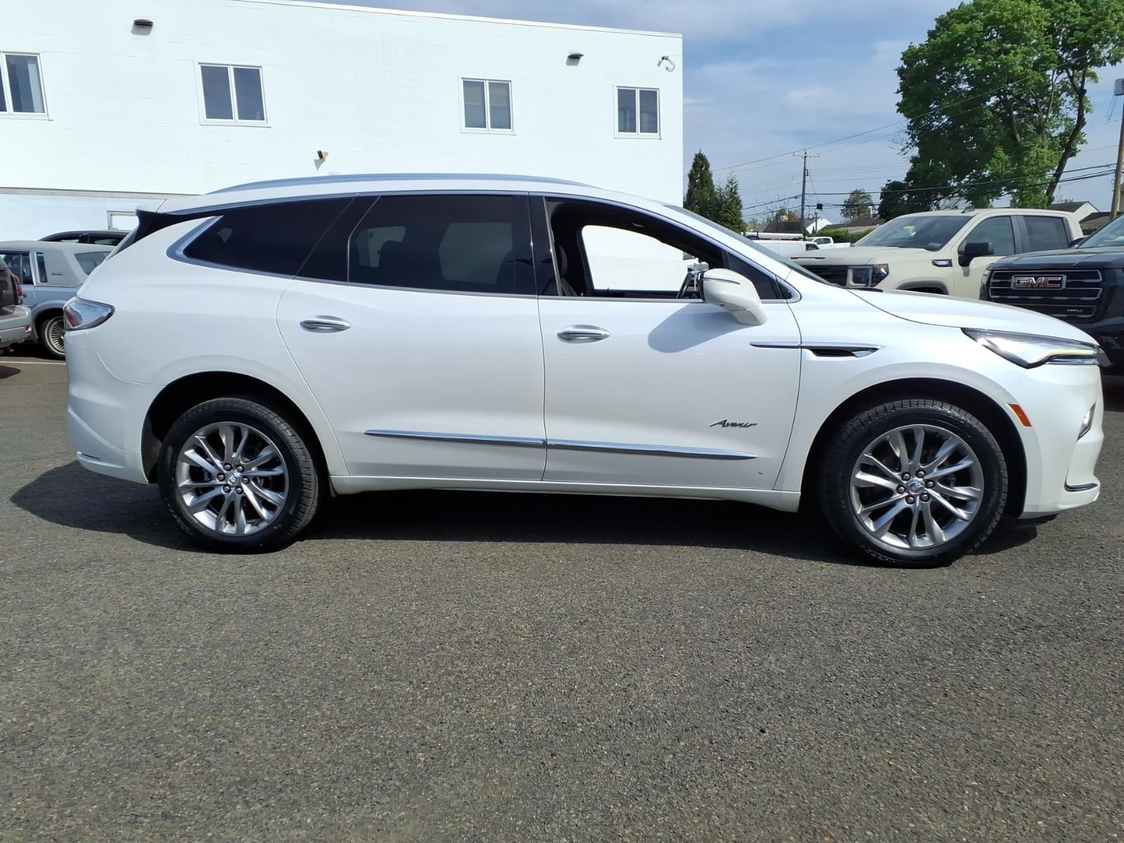 2023 Buick Enclave Avenir