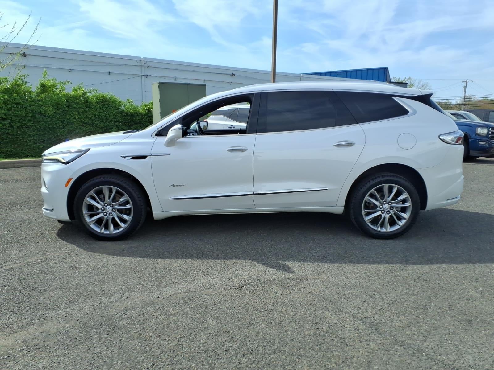 2023 Buick Enclave Avenir