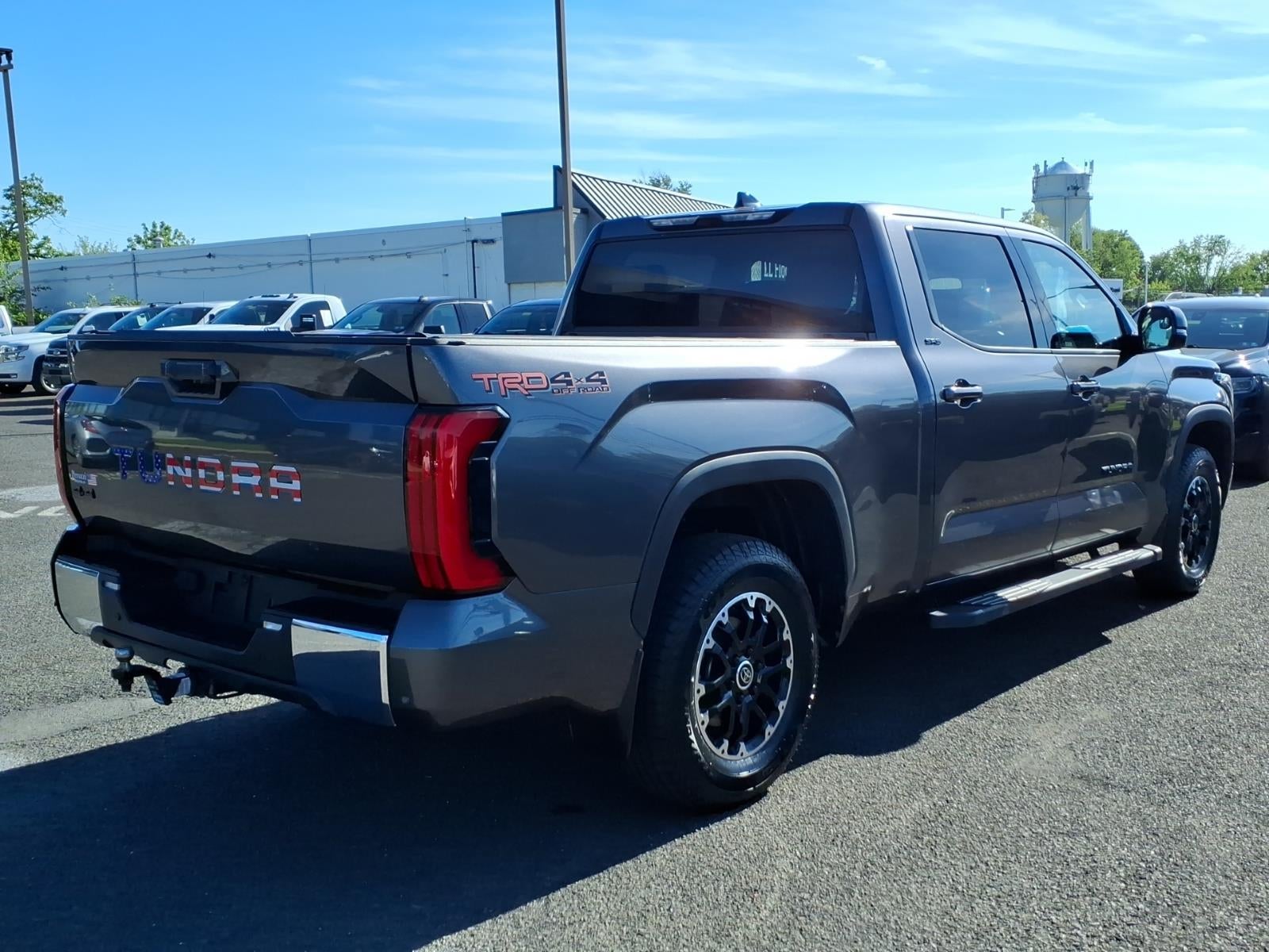 2022 Toyota Tundra 4WD SR5